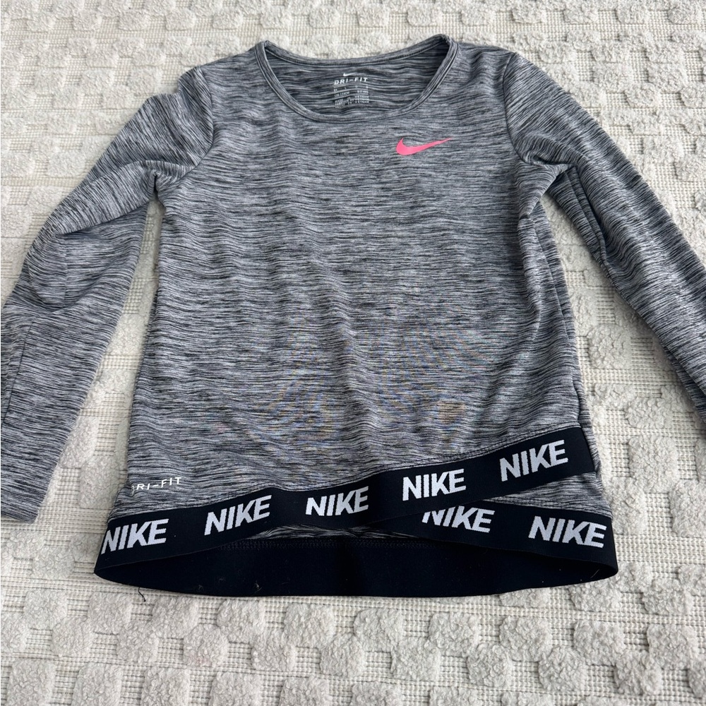 Nike 6/7 girl’s shirt